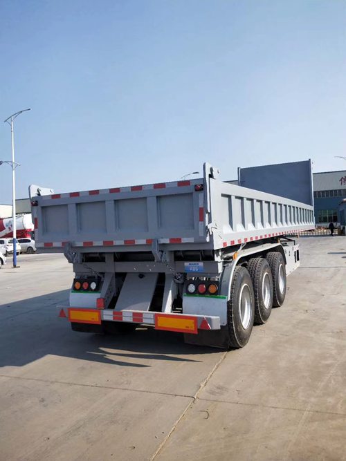 后翻自卸半挂车如何操作